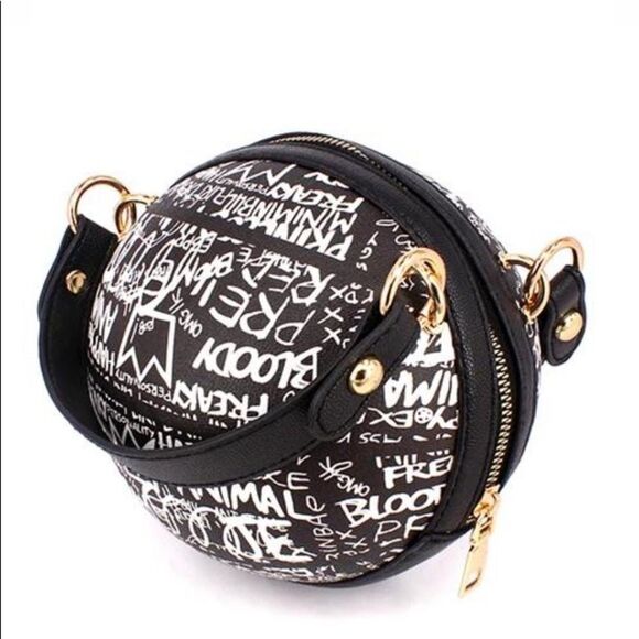 Graffiti Basketball Shape Clutch Model 1 - Picture 14 of 14